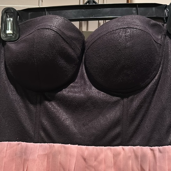 🎁Weekend sale!!Pretty dress worn once.. has hooks for straps - Picture 4 of 6